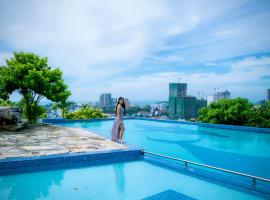 360 Resort, hotelli kohteessa Sihanoukville lähellä maamerkkiä Wat Leu