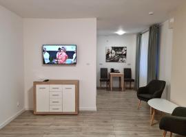 H2U LUX Hostel Dla Ciebie, asrama di Mława