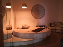 Babbo maison, hotel v destinaci Guidonia