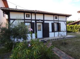 Maison Landaise chaleureuse, Cottage in Rion-des-Landes