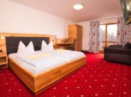 Hotel zum Hirschen, ski resort in Lam