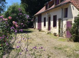 Gîte Les Tazons - Pays de George Sand: Montipouret şehrinde bir tatil evi