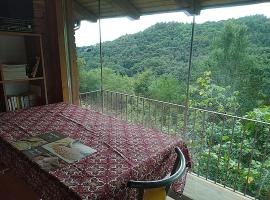 La stanza in collina, nhà nghỉ B&B ở Manta