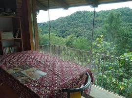 La stanza in collina, bed and breakfast en Manta