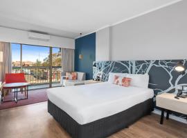 The Plaza Hotel Kalgoorlie, boutique hotel in Kalgoorlie