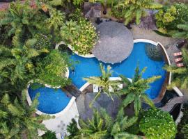 Coconut Lodge Resort, khách sạn ở Jepara