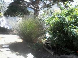 Self Catering Unit 6, Sandbaai, hotel in Hermanus