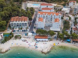 Villa Malo More, Ferienwohnung mit Hotelservice in Trogir