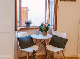 Guest House Rosemary, Hotel in Piran