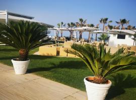 1-Bed Apartment in Marina di Santa Maria del Cedro、Cipollinaのホテル