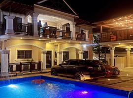 Yussals Serviced Apartment, Hotel in Kokrobite