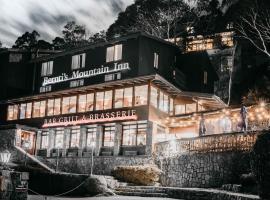 Bernti's Mountain Inn: Thredbo şehrinde bir otel