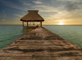 Xoot Ka Ana Villa Cielo, hotel in Bacalar