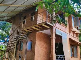 CHINCHOOS HOMESTAY