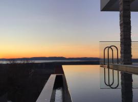 Villa Nina, khách sạn ở Šmrika