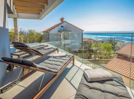 Villa Nina, hotel a Šmrika