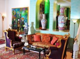 Palacio Domain - Stylish European Luxury Boutique Hotel, hotel v mestu Safed