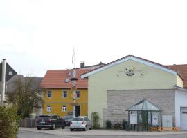 Ferienwohnungen Kay, hotel com estacionamento em Kirchaich