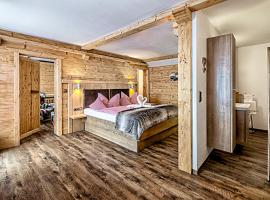 Almhotel Grünsteinblick, hotel v destinaci Königssee
