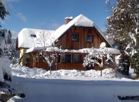 CHALET DORFER: Sankt Lorenzen ob Murau şehrinde bir dağ evi