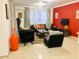 Lovely 3 Bedroom Apartment with Pool, Bertha’s Court