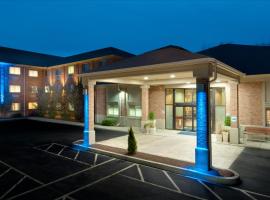 Holiday Inn Express & Suites Smithfield - Providence, an IHG Hotel、スミスフィールドの駐車場付きホテル