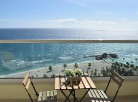 Luxury Ocean View Apartment, hotel in Los Corrales