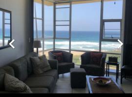 Rockview Holiday Beach Apartment, cheap hotel in Hibberdene
