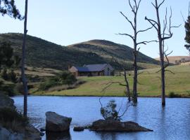 Wetlands Game Lodge, smáhýsi í Wakkerstroom