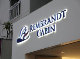 Rembrandt Cabin Shinjuku Shin-Okubo, hôtel capsule à Tokyo