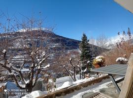 RDC Villa plein sud avec vue imprenable, hôtel 3 étoiles à Briançon