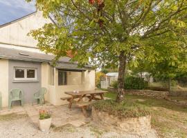 Gîte Crossac, 3 pièces, 4 personnes - FR-1-306-1070, ξενοδοχείο σε Crossac