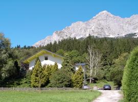 Holiday Home Viola - OBL130 by Interhome, vila di Sankt Martin am Grimming