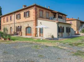 Apartment Podere Sant'Elisa-3 by Interhome, pet-friendly hotel in Pomarance
