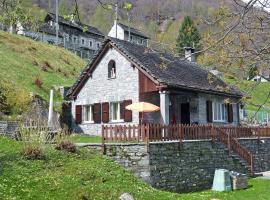 Holiday Home La Rustica by Interhome, hotel v destinaci Brione