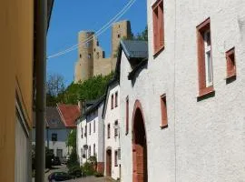 Mooi ruim appartement in antieke stadsboerderij