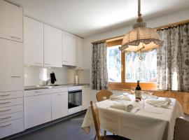 Apartment Chesa Islas by Interhome，位于蓬特雷西纳的酒店