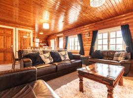 Brenin 3 Bedroom Lodge -Snowdonia, lodging in Tanygrisiau