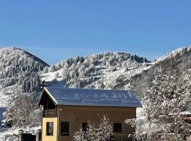 CABANA CU MESTECENI, hotel din Peştera