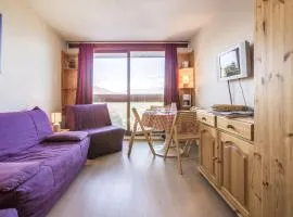 Studio Soyouz Vanguard-81 by Interhome