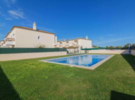 Holiday Home Bela Vitta by Interhome, hotel u gradu 'Ferreiras'