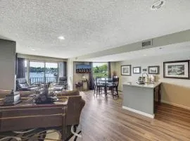 114 Edgewater Inn