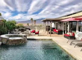 Mineral Saltwater Solar heated Pool & Spa Oasis with mountain views and Koi pond