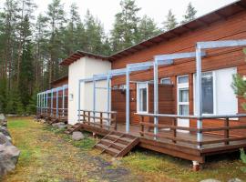 Jokiniemen Matkailu, habitación en casa particular en Alapitkä