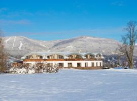Grund Resort Golf and Ski, boutique hotel in Mladé Buky
