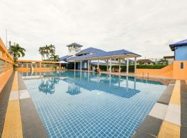 Pattaya Bed Boutique SHA, отель с бассейном в городе Nong Prue