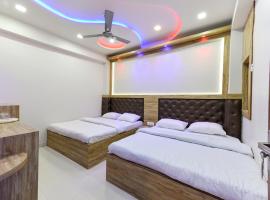 HN Palace homestay, hotel cerca de Jaypee Convention Centre, Agra