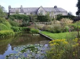 Sortridge Manor - Leat House