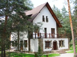 Перший Кордон, Туристичний комплекс, готель у місті Медведівка