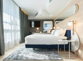 voco Milan-Fiere, an IHG Hotel, hotel in Milan